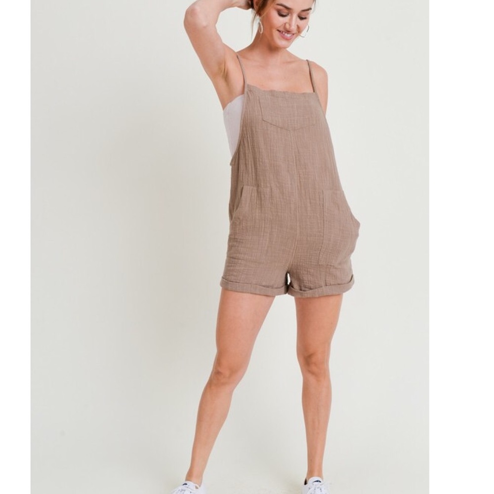 🌟 Short Overall - Picture 4 of 8